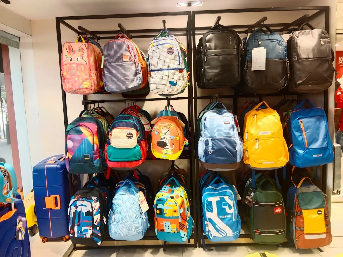 AMERICAN TOURISTER